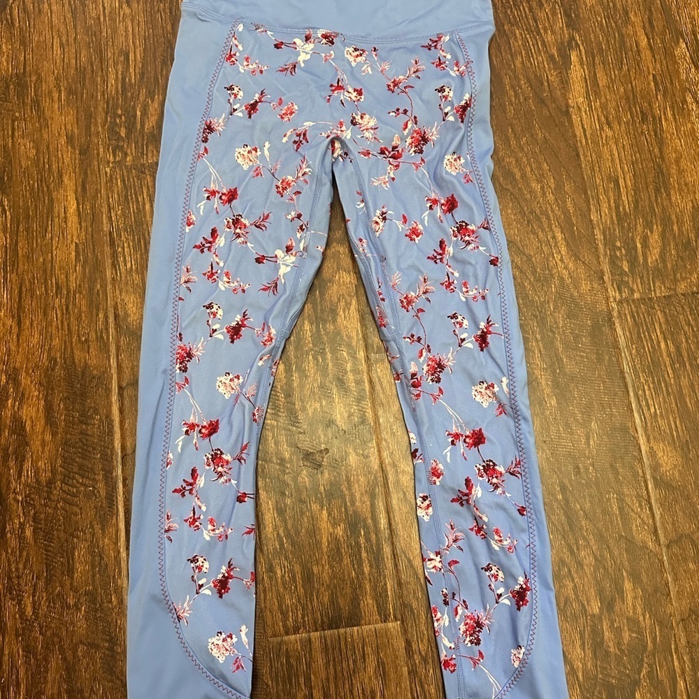 Fabletics Blue Leggingsโ with Red Floral Design